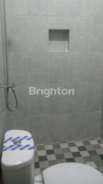 image RUMAH MUNGIL TAPI KAMAR TIDUR 4 + ADA INDOOR POOL SAMBIROGO SURABAYA BARAT (8)