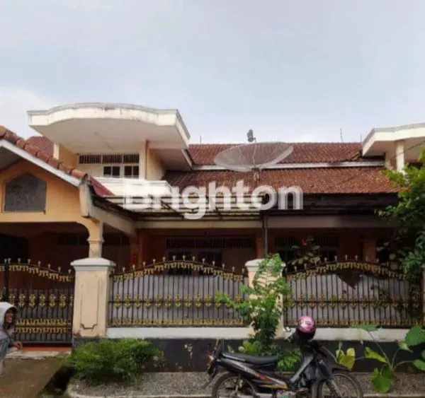image RUMAH MEWAH 2 LANTAI FULL FURNISHED DI KOTA BOGOR (1)