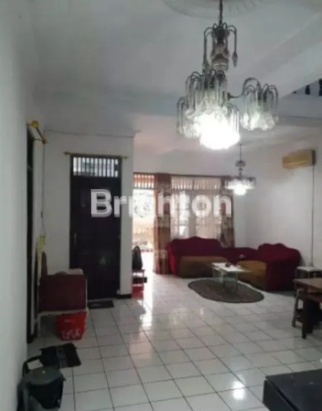 image RUMAH MEWAH 2 LANTAI FULL FURNISHED DI KOTA BOGOR (4)