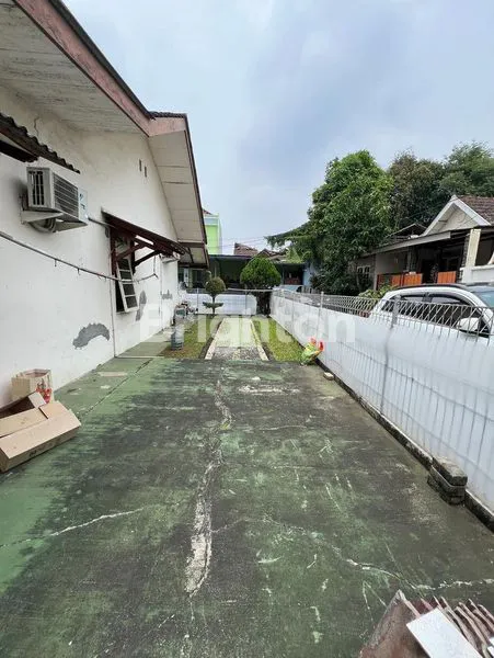 image RUMAH SIAP HUNI DAERAH TAMAN CIBODAS TANGERANG (4)