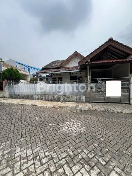 image RUMAH SIAP HUNI DAERAH TAMAN CIBODAS TANGERANG (1)