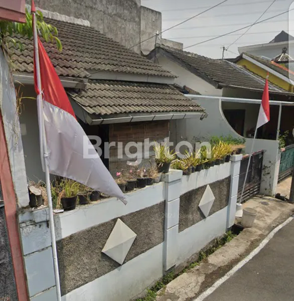 image RUMAH TENGAH KOTA  LOKASI GEMAH PERMAI SENDANGGUWO PEDURUNGAN SEMARANG (1)