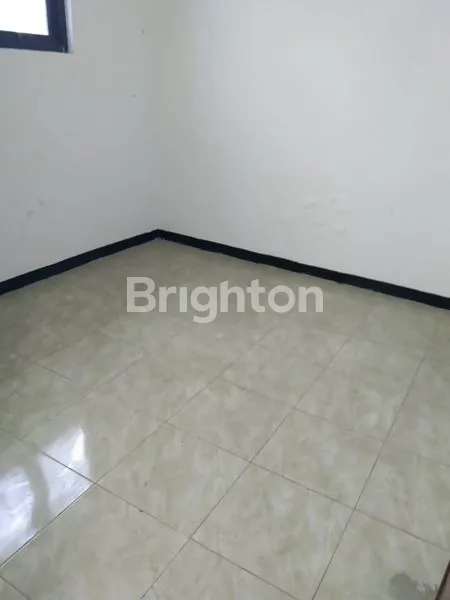 image RUMAH TERAWAT BAIK- PERUM ASTER GARDEN DIAN REGENCY (3)