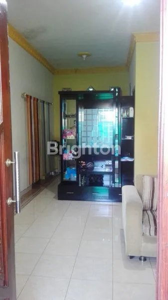 image RUMAH 1 LANTAI (POJOK) DI LINGKUNGAN NYAMAN DEKAT KOTA PARK ROYAL REGENCY (3)