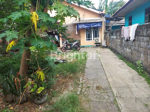 image RUMAH LUAS LOKASI STRATEGIS DI KELAPA DUA (3)