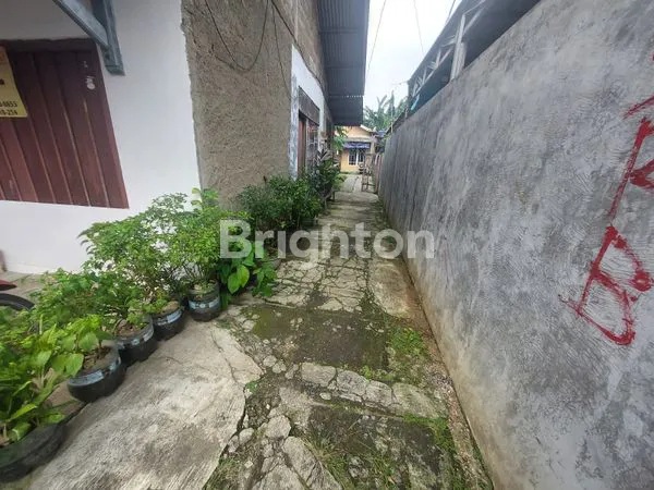 image RUMAH LUAS LOKASI STRATEGIS DI KELAPA DUA (4)