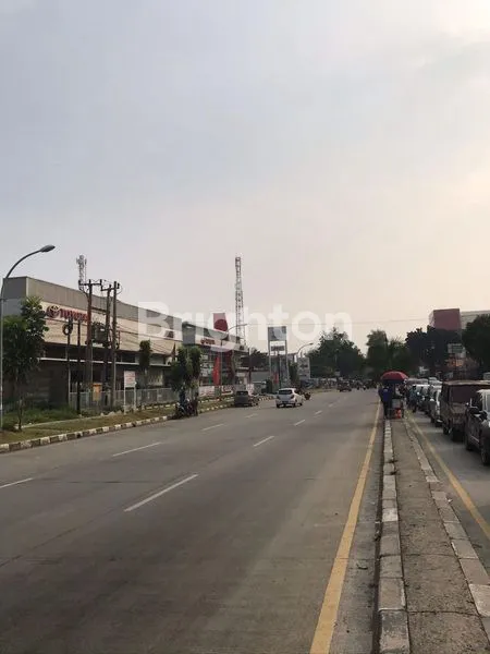 image TANAH LUAS LETAK STRATEGIS  (4)