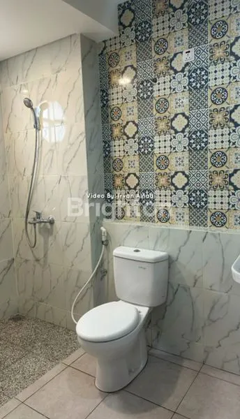 image DISEWAKAN RUMAH CANTIK SEMI FURNISH DI BINTARO SEKTOR 3 (5)