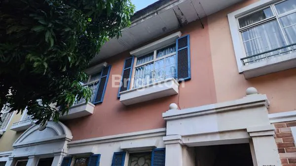 image TOWN HOUSE TAMAN AYU LIPPO KARAWACI UTARA TANGERANG (1)