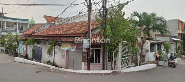 image RUMAH POJOK LOKASI STRATEGIS (1)