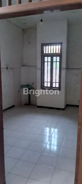 image RUMAH POJOK LOKASI STRATEGIS (3)