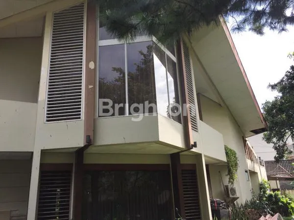 image RUMAH DI TUBAGUS ISMAIL DENGAN LINGKUNGAN AMAN DAN NYAMAN (1)