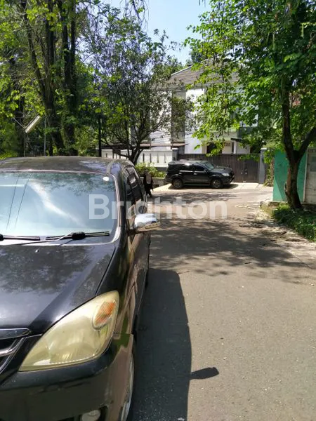 image RUMAH DI TUBAGUS ISMAIL DENGAN LINGKUNGAN AMAN DAN NYAMAN (8)