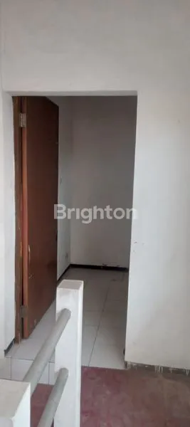 image RUMAH POJOK LOKASI STRATEGIS (8)