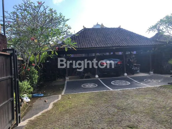 image RUMAH MEWAH POH GADING JIMBARAN (2)