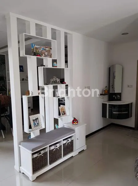 image RUMAH HOOK MINIMALIS MODERN SIAP HUNI SIDOARJO KOTA (6)
