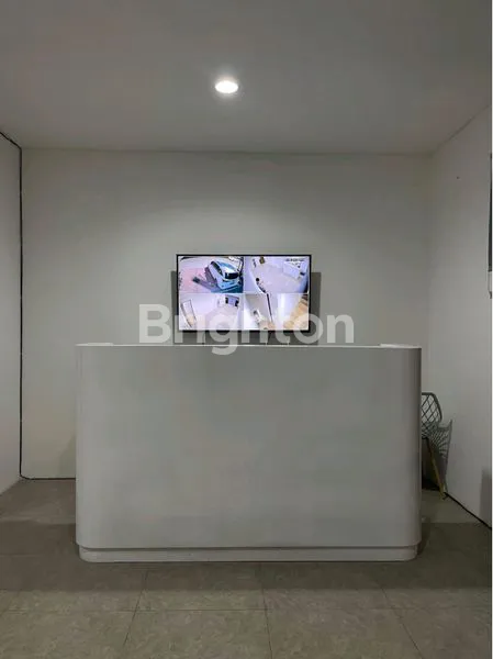 image RUKO 3 LANTAI SIAP PAKAI - LIPPO KARAWACI TANGERANG (3)