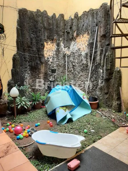 image RUMAH 2 LANTAI DI ALAM SUTRA (7)