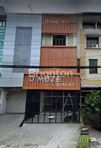 2 RUKO RENDENG STRATEGIS DI SURYA SUMANTRI