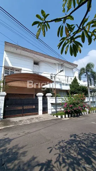 image RUMAH MANYAR KERTOARJO KAWASAN ELIT OKL CEILING TINGGI 4 METER DEKAT TENGAH KOTA KERTAJAYA DHARMAHUSADA MENUR MANYAR PUCANG NGAGEL MERR ROW JALAN 3.5 MOBIL (1)