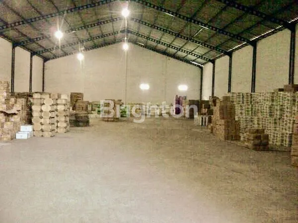 image TOKO DAN 2 UNIT GUDANG BESAR LOKASI SUPER STRATEGIS JALAN RAYA GADANG, MALANG (3)