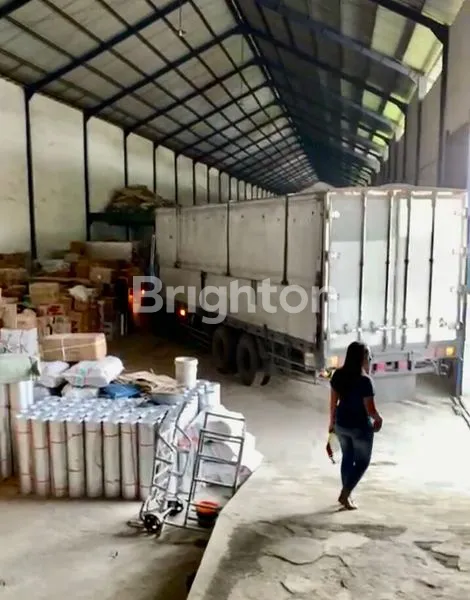 image TOKO DAN 2 UNIT GUDANG BESAR LOKASI SUPER STRATEGIS JALAN RAYA GADANG, MALANG (5)