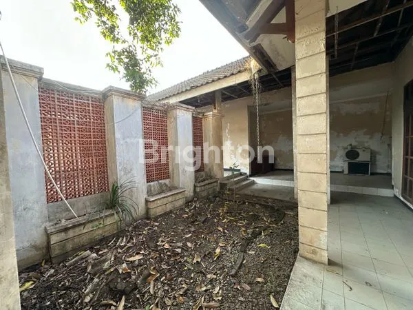 image RUMAH DI SOLO BANGUNAN HITUNG TANAH DEKAT SLAMET RIYADI (3)