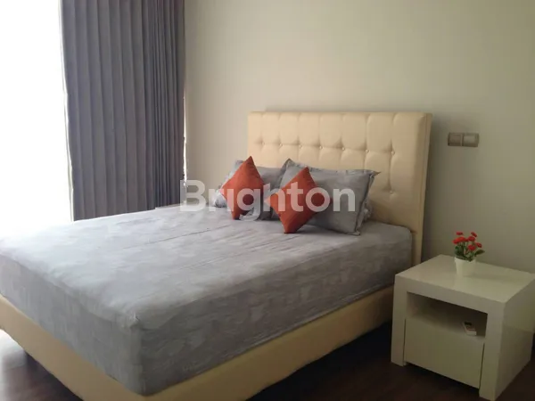 image APARTMENT MEWAH FULL FURNISH ADHIWANGSA LENMARC SURABAYA KOTA. DEKAT GWALK SPAZIO PTC PAKUWON MALL. GOLF VIEW SURABAYA JAWA TIMUR (4)