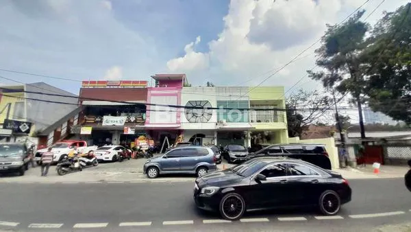 image FOR RENT! RUKO STRATEGIS KAWASAN KEMANG, JAKARTA SELATAN. COCOK UNTUK RESTO, KAFE, OPEN KITCHEN, LAUNDRY, ETC. (1)