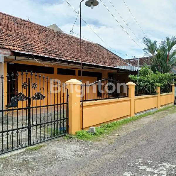 image DIJUAL RUMAH JL. PESANGGRAHAN MADIUN (1)