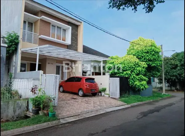 image RUMAH 3 LANTAI RAPI DAN NYAMAN DI CLUSTER GRIYA SUTERA ALAM SUTERA (2)