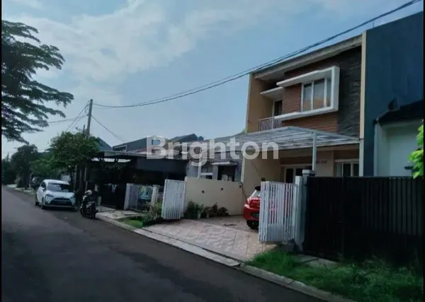 image RUMAH 3 LANTAI RAPI DAN NYAMAN DI CLUSTER GRIYA SUTERA ALAM SUTERA (6)
