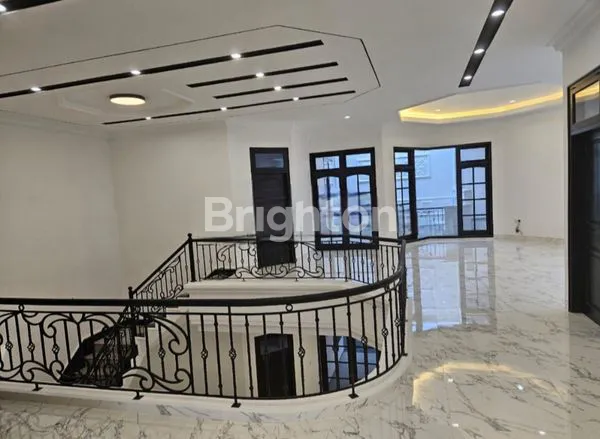 image RUMAH MEWAH MODERN STYLE, HOOK, 2 LANTAI SIAP HUNI, DOUBLE WAY,  STRATEGIS DEKAT KAMPUS UPN MERR BANDARA JUANDA (2)