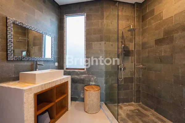 image 5 UNIT VILLA DALAM KOMPLEK DI AREA TURIS CANGGU (8)