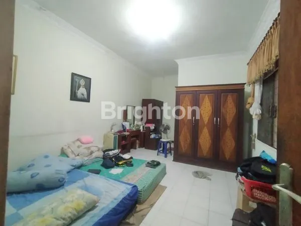 image RUMAH ASRI 2 LANTAI BANYAK TAMAN DI SIDOARJO AREA STRATEGIS (2)