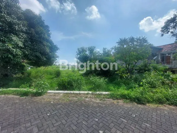 image SEBIDANG TANAH TANAH DI DESA PLINTAHAN  LOKASI JALAN SECOND ROAD,COCOK UNTUK TEMPAT TINGGAL ATAUPUN KOST KOSTAN (1)