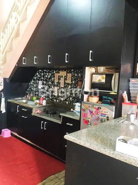 image DIJUAL MURAH! RUMAH TIGA LANTAIDEKAT KAMPUS2 BESAR DI KOTA MALANG (6)