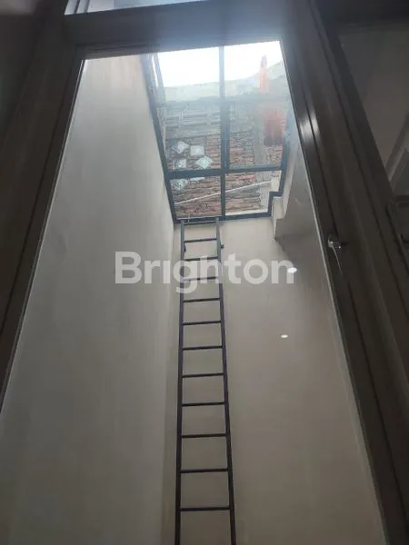 image RUMAH DI SURABAYA SELATAN, SIAP DIHUNI (5)