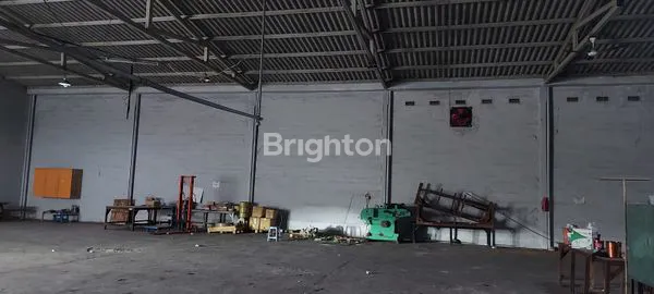 image GUDANG WAREHOUSE LOSS SIAP PAKAI KEPUTIH SUKOLILO. DEKAT RAYA OERR MERR SEMAMPIR SURABAYA TIMUR (5)