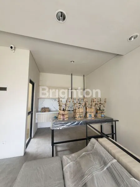 image RUMAH BARU GRESS 3 LT FURNISH DI IMPRESAHAUS BSD TANGERANG (5)