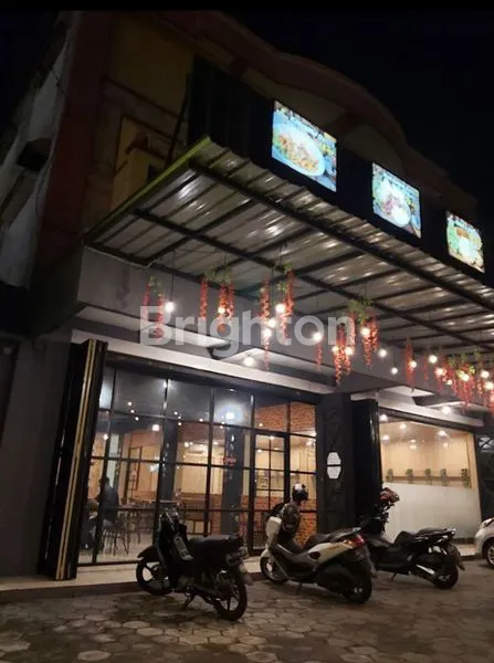 image RUANG USAHA MEWAH DI SOLO KOTA (2)