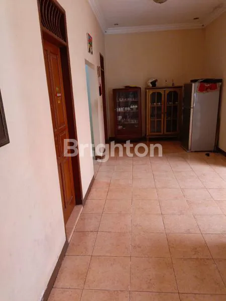 image RUMAH LUAS DAN TERAWAT LOKASI STRATEGIS (7)