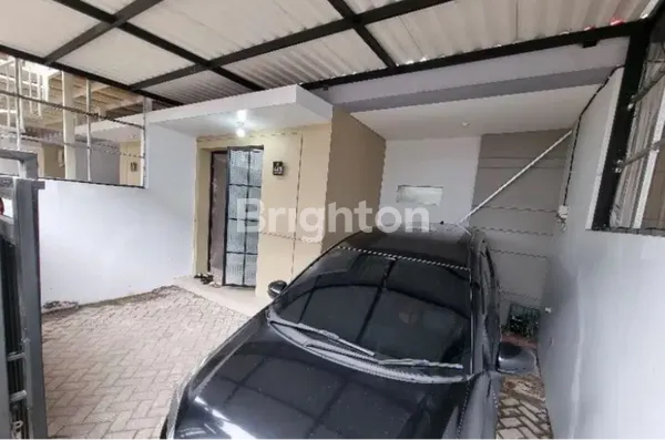 image DIJUAL RUMAH MINIMALIS KONDISI TERAWAT DI REGENCY ONE BABATAN (1)