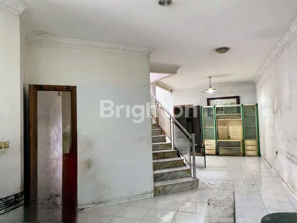 image RUMAH SIAP HUNI DI ANCOL BARAT JAKARTA UTARA (4)