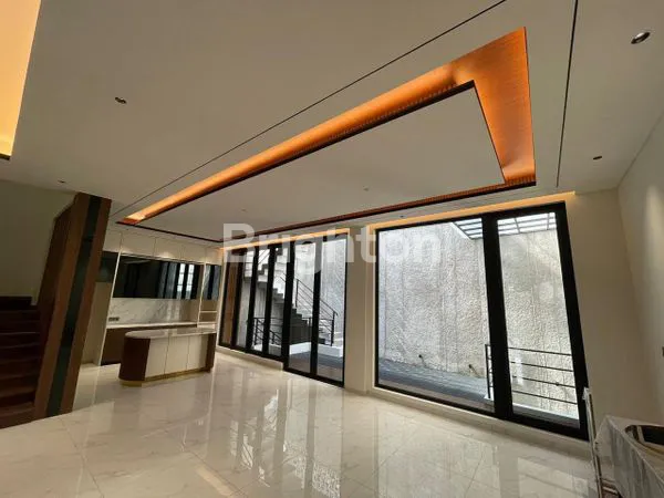 image RUMAH BRAND NEW SEMI FURNISHED GADING SERPONG (7)