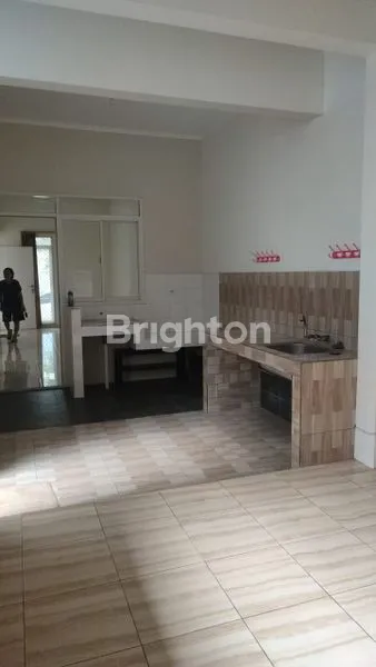 image RUMAH 1 LANTAI DI PERUMAHAN GRAHA PADMA (4)