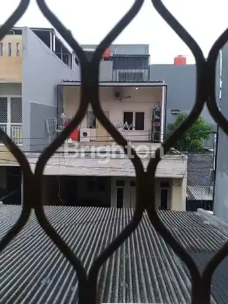 image RUMAH 3 LANTAI DI PULO ASEM TIMUR, LT 90M² (8)