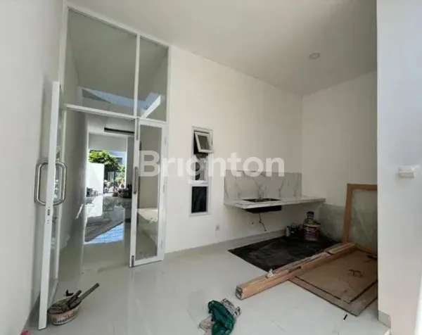 image RUMAH BARU RUNGKUT ASRI SIAP HUNI DEKAT MERR (6)