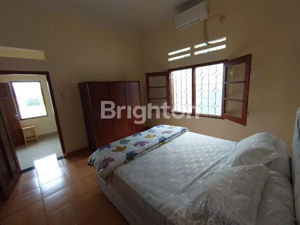 image TURUN HARGA \U203C\UFE0F RUMAH FULLY FURNISHED SANGAT STRATEGIS, CANTIK, SIAP HUNI (7)