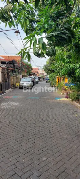 image RUMAH TUA HITUNG TANAH MURAH BINGIT YUK GERCEP JALAN BISA SIMPANGAN 2 MOBIL CABEAN  DEKAT JALAN JENDRAL SUDIRMAN SILIWANGI SEMARANG BARAT NO BANJIR (5)